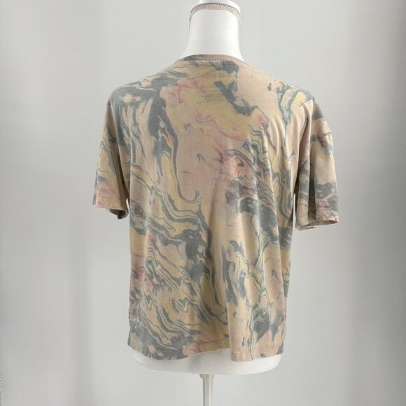 Keith Haring Womens Size 2X Marbled Tee With Pink Heart Graphic - Picture 4 of 9